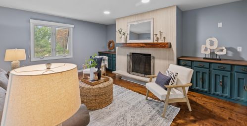 2414 Lagoon Ct, Thiensville WI  53092-5549 exterior