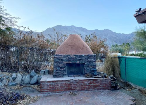 77325 Calle Monterey, La Quinta CA  92253-3413 exterior