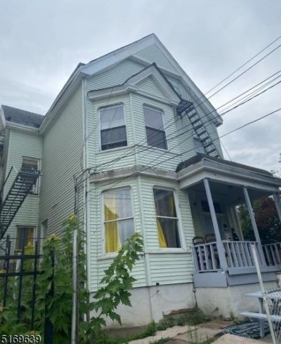 432 Ellison St, Paterson, NJ 07501-2124