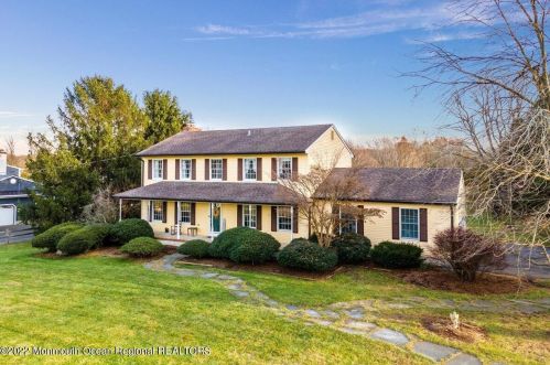 220 Long Swamp Rd, Plumsted Township NJ  08533-2028 exterior