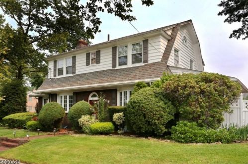 150 Park St, Ridgefield Park, NJ 07660-1738
