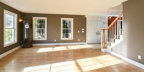 318 Norfolk Rd, Litchfield, CT 06759-2517