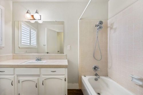 3905 Rexford Ct, Modesto CA  95356-1858 exterior