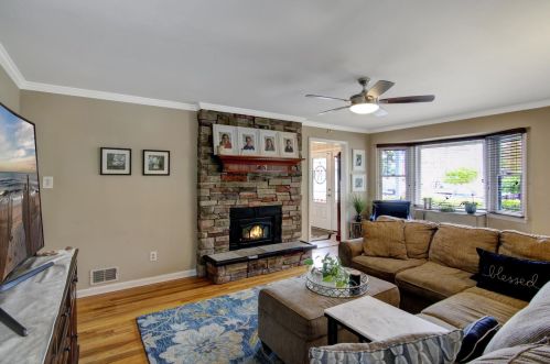 165 Taft Dr, Bricktown NJ  08724-3267 exterior