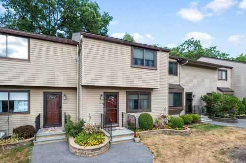 12 Knightsbridge, Poughkeepsie, NY 12603-3641