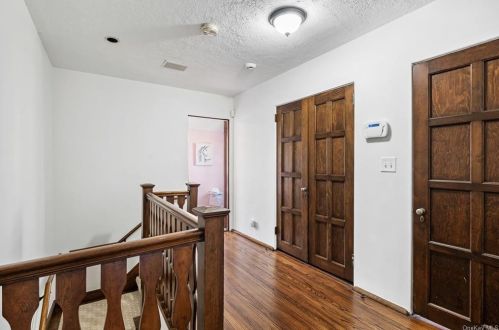 15 Kingsbury Rd, New Rochelle NY  10804-4718 exterior