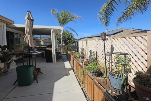 720 Livingston Pl, Rio Vista CA  94571-5116 exterior