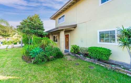 249 Heather St, Rialto CA  92376-2813 exterior