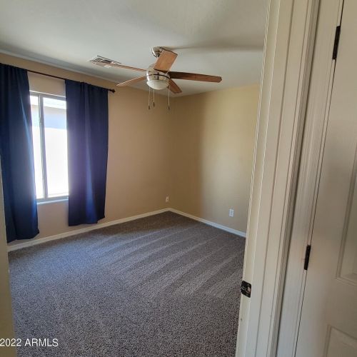 1096 Desert Seasons Dr, San Tan Valley, AZ 85143-3435