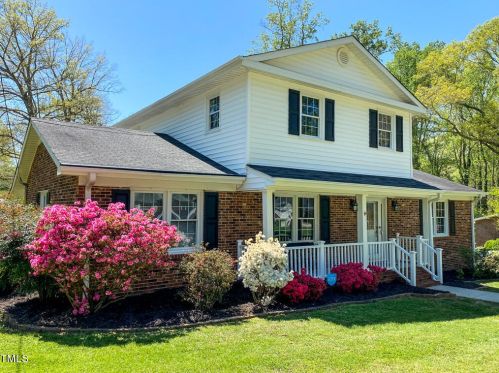 114 Forest Rd, Oxford, NC 27565-3013