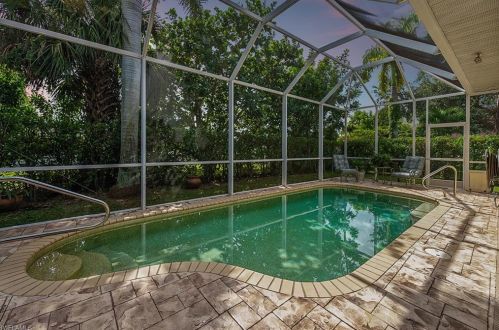525 16th Pl, Cape Coral, FL 33909-0022
