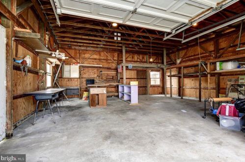 305 Shawnee Trl, Browns Mills NJ  08015-6119 exterior