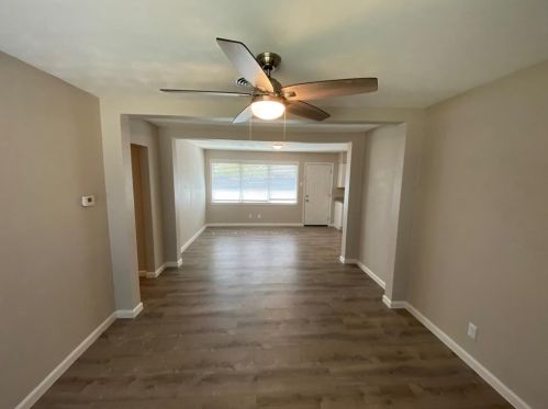 536 Royal Crest Dr, Richardson TX  75081-3432 exterior