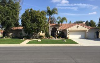 1424 Pineglen Dr, Bakersfield, CA 93312-4642
