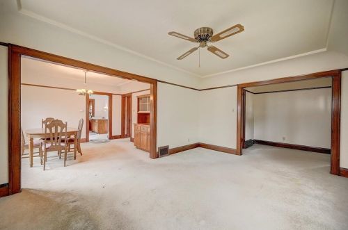 239 60, Milwaukee WI 53219-2131 exterior