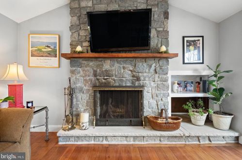 105 Ivy Ln, Glen Mills PA  19342-1319 exterior