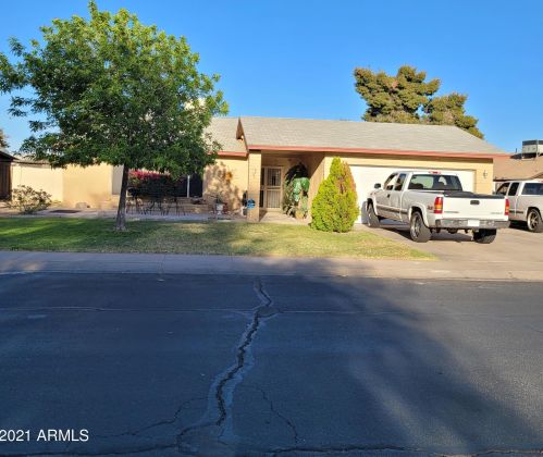 5205 72nd Ave, Glendale, AZ 85303-5706