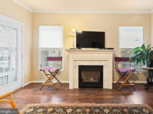 500 Wordsworth Cir, Purcellville VA  20132-3183 exterior