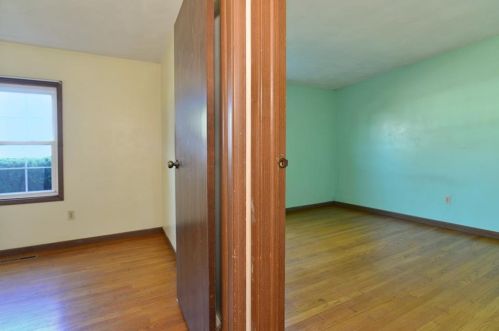 23 Rosemont Ave, Cumberland RI  02864-7518 exterior