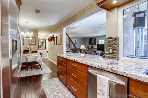 13673 Comuna Dr, Poway CA  92064-4638 exterior