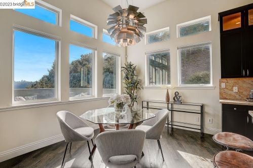 7164 Buckingham Blvd, Berkeley CA  94705-1715 exterior