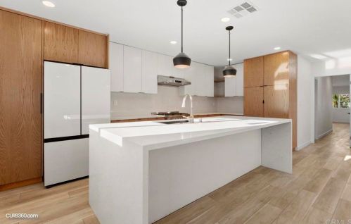 3511 Oliphant St, San Diego CA  92106-1729 exterior