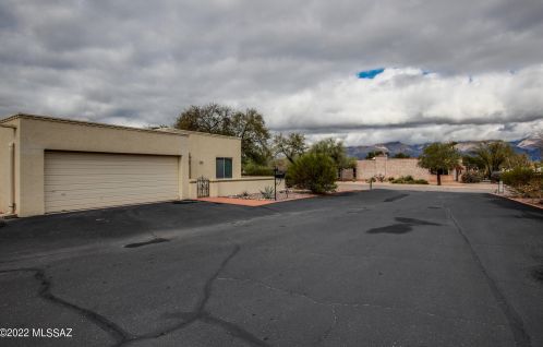 7204 Camino Vecino, Tucson AZ 85715-3418 exterior