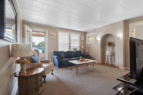 3112 Elroy Ave, Pittsburgh PA 15227-2825 exterior