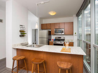 1369 Spruce Pl, Minneapolis MN  55403-2250 exterior