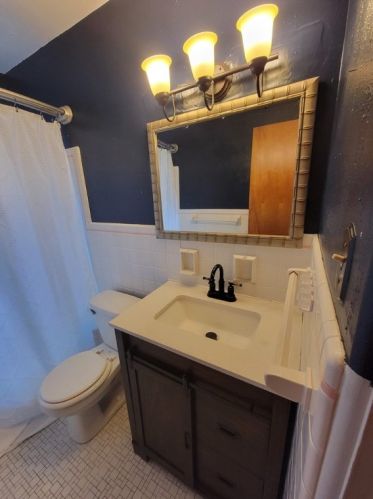 425 Beckman Dr, Mckeesport PA  15132-7410 exterior