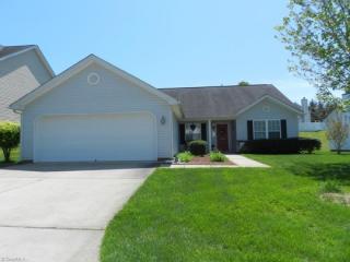 795 Pecan Rdg Cir, Kernersville NC  27284-7764 exterior