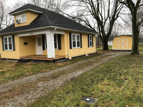 415 Mann Ave, Austin, IN 47102-1113