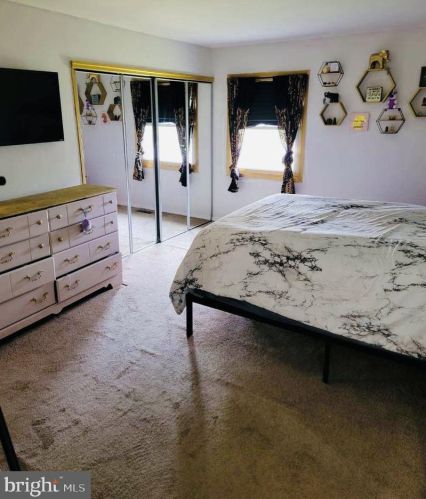 11 Hasting Ln, Willingboro NJ  08046-1215 exterior