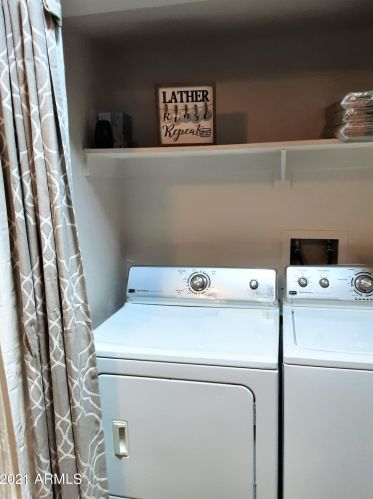 4752 14th St, Phoenix AZ  85014-3798 exterior