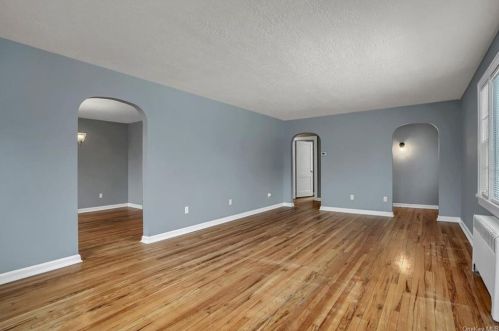 62 Highland Ave, Walden NY  12586-1035 exterior