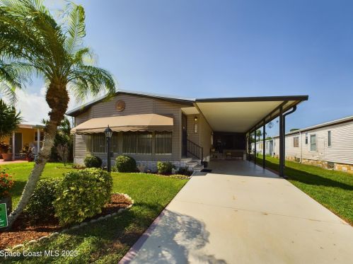 602 Dolphin Cir, Sebastian, FL 32976-2598