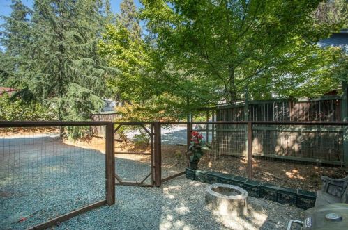 10819 Walker Dr, Grass Valley CA  95945-6912 exterior