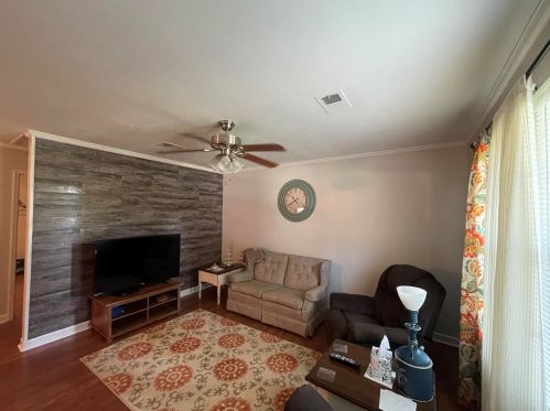 140 Oakland Dr, Kingstree SC  29556-1810 exterior
