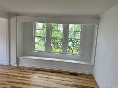 34 Wildwood Ave, Milford CT  06460-5847 exterior