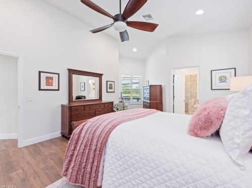 23346 Olde Meadowbrook Cir, Bonita Springs FL  34134-9114 exterior