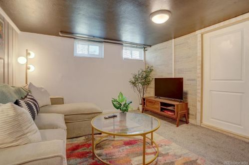 1334 Xavier St, Denver CO 80204-1019 exterior