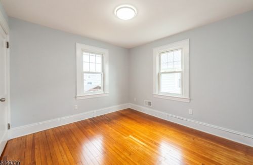 505 Drake Ave, Roselle NJ  07203-1415 exterior