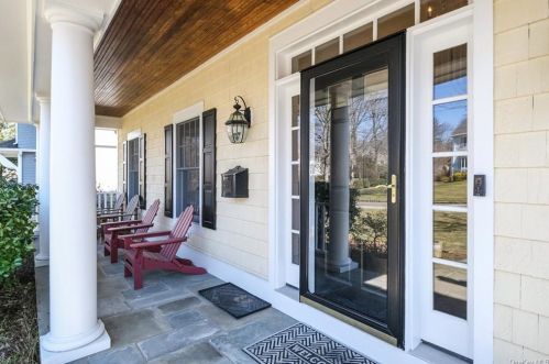 32 Farragut Rd, Scarsdale, NY 10583-7206