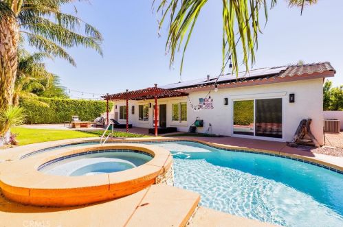 972 Mira Grande, Palm Springs CA  92262-1212 exterior