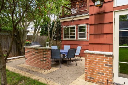 1003 Sylvan Ave, Milwaukee WI 53217-5355 exterior