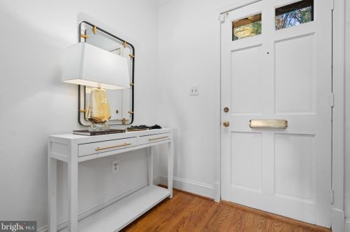 1618 Belmont St, Washington, DC 20009-6554