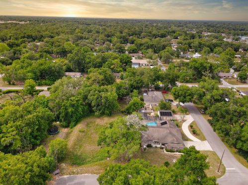 137 Gardenia Dr, Orange City FL  32763-7514 exterior