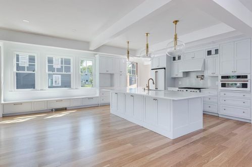 119 Boon St, South Kingstown RI  02882-3602 exterior