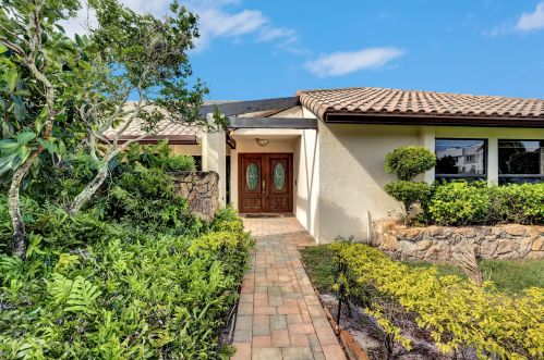 16675 Sweet Bay Dr, Delray Beach, FL 33445-7023