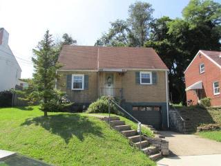 1228 Gallupe Dr, Pittsburgh, PA 15226-1902